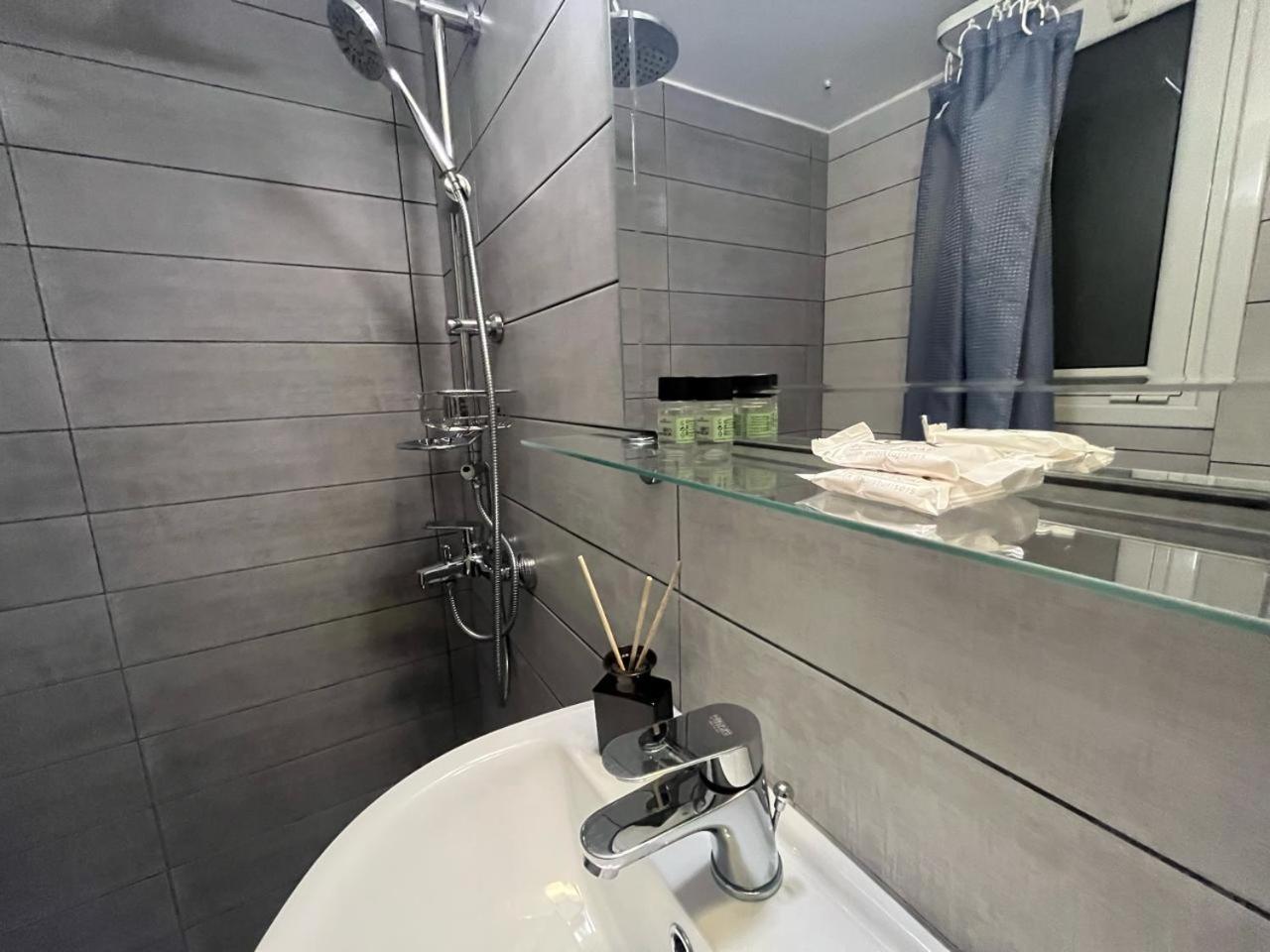 Apartament Cyber Loft - Futuristic Athens Vipgreece Zewnętrze zdjęcie